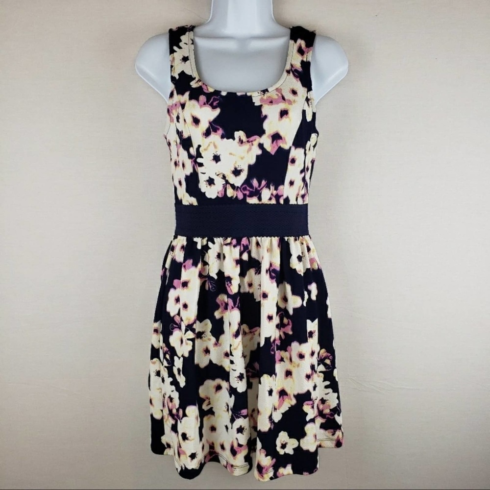 Trixxi Navy Floral Skater Dress Size Small